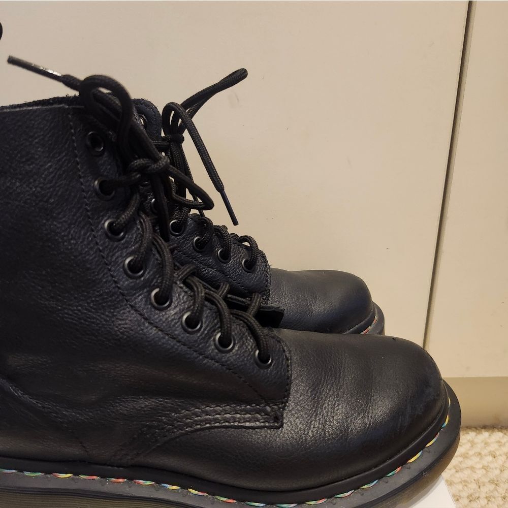 Dr. Martens "1460 Pascal Rainbow" Black Soft-Grain Leather Boots Sz. 6/37 $180 - Picture 10 of 10